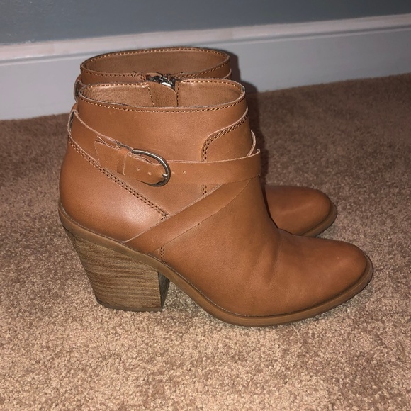 Lucky Brand Tan Booties - Picture 2 of 2